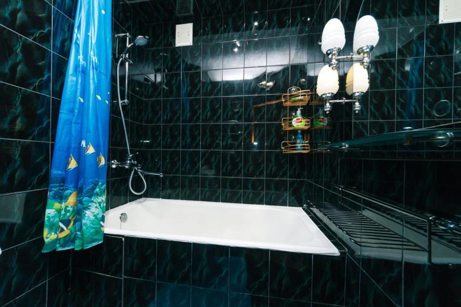 1 Комнатная Квартира М Васильковская Газ И Низкий Этаж Kiev Extérieur photo